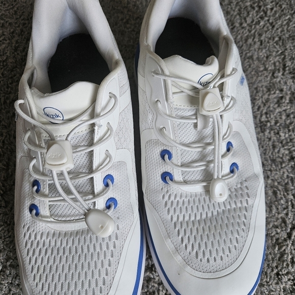 KIZIK Mens London White Knit  Athletic/Athleisure Sneakers Blue‎ Trim Size 11 main image 5